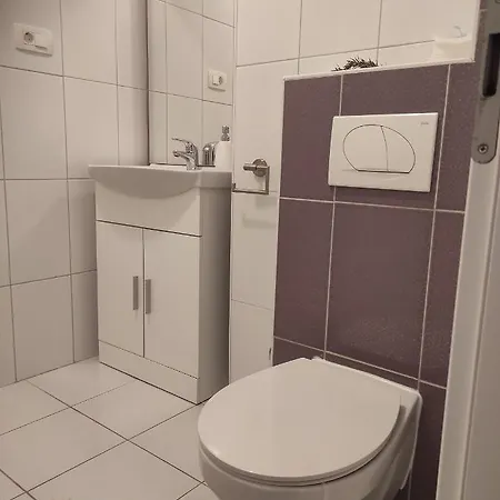 Apartmani Quattro Starigrad Paklenica Exterior photo
