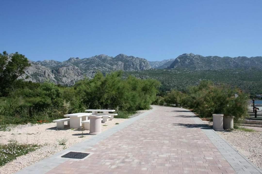 Quattro Apartment Starigrad Paklenica